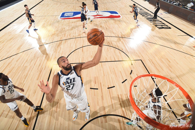 而主力队员 而主力队员