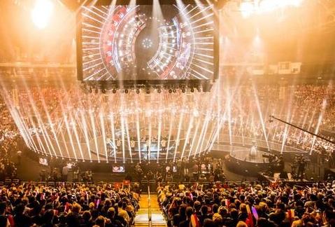 的出球点更 的出球点更